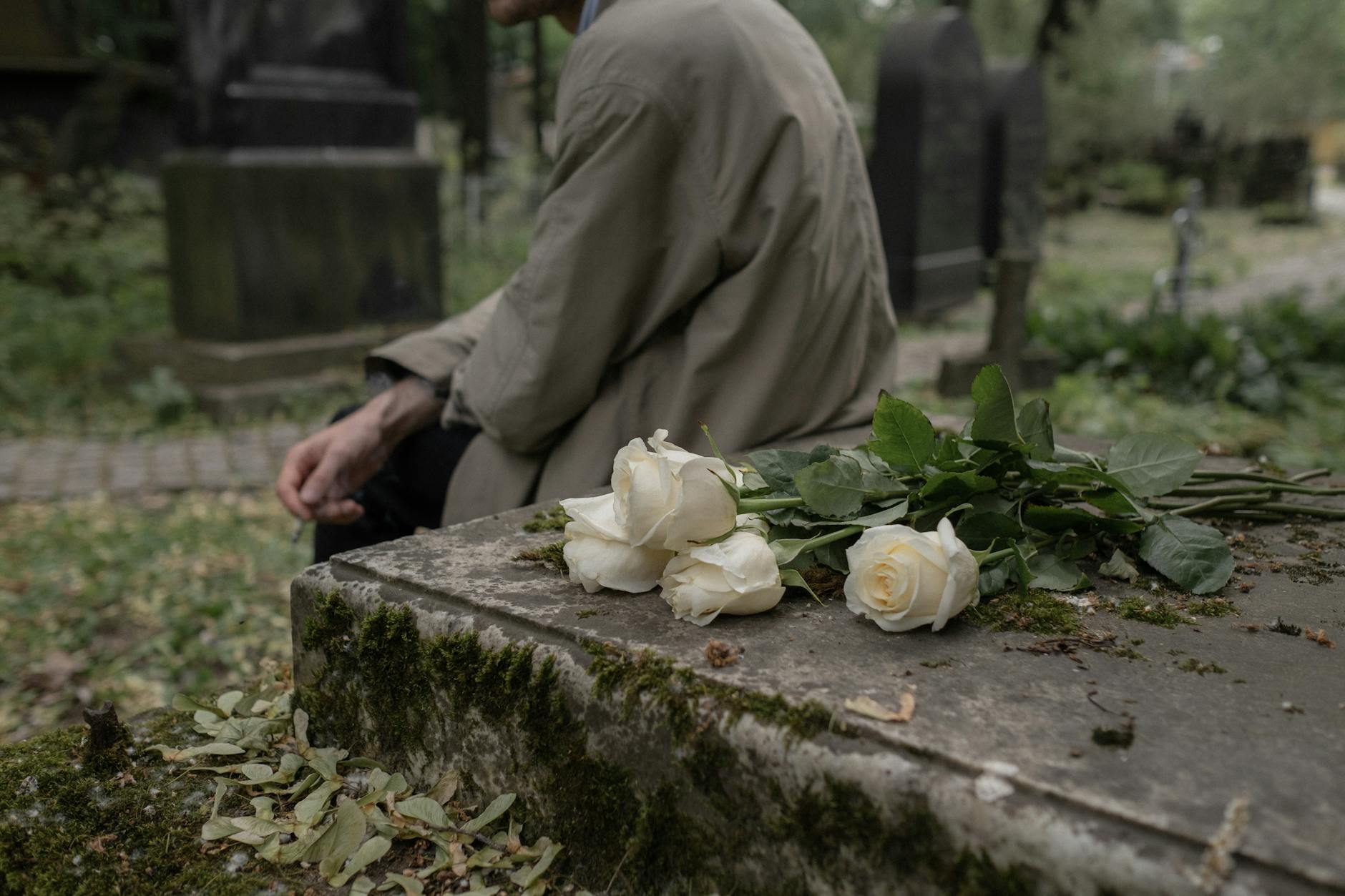 Różnice między odprawą pośmiertną a zwykłą odprawą