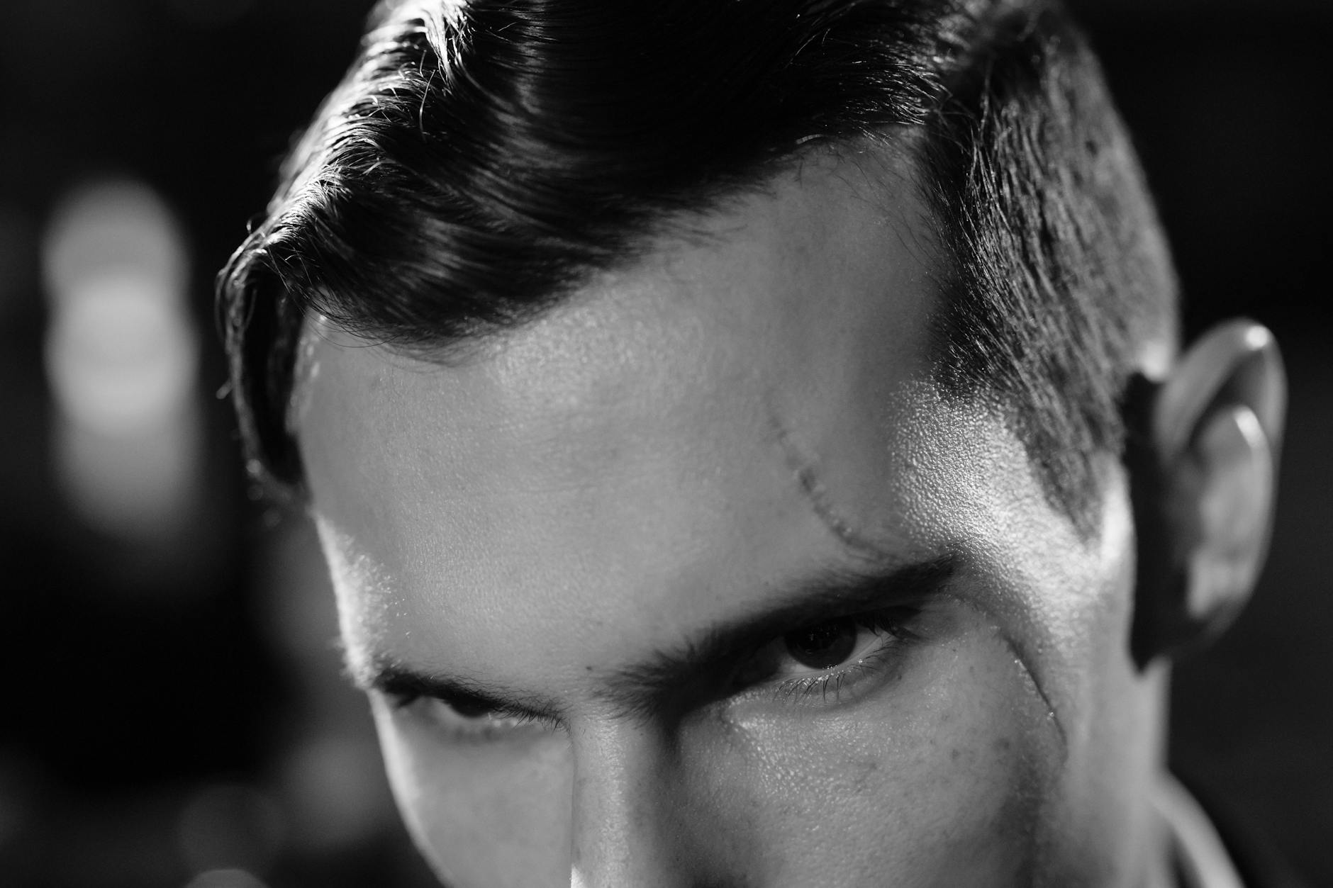 Znaczenie edukacji i świadomości w zakresie groźb karalnych